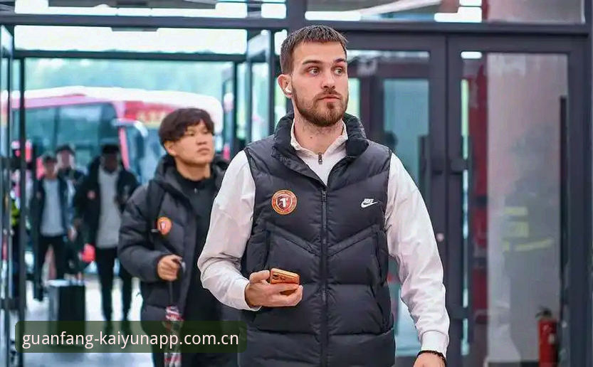 官方坐标地APP下载 辽宁铁人换帅后战术重组详解:瓦吉奇去留背后的三中卫逻辑
